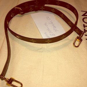 Louis Vuitton 16mm crossbody strap!